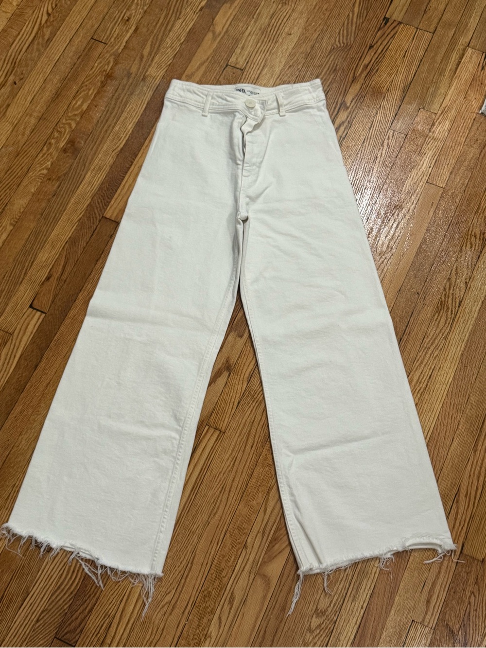 Zara Cream Wide-Leg Frayed-Hem Jeans